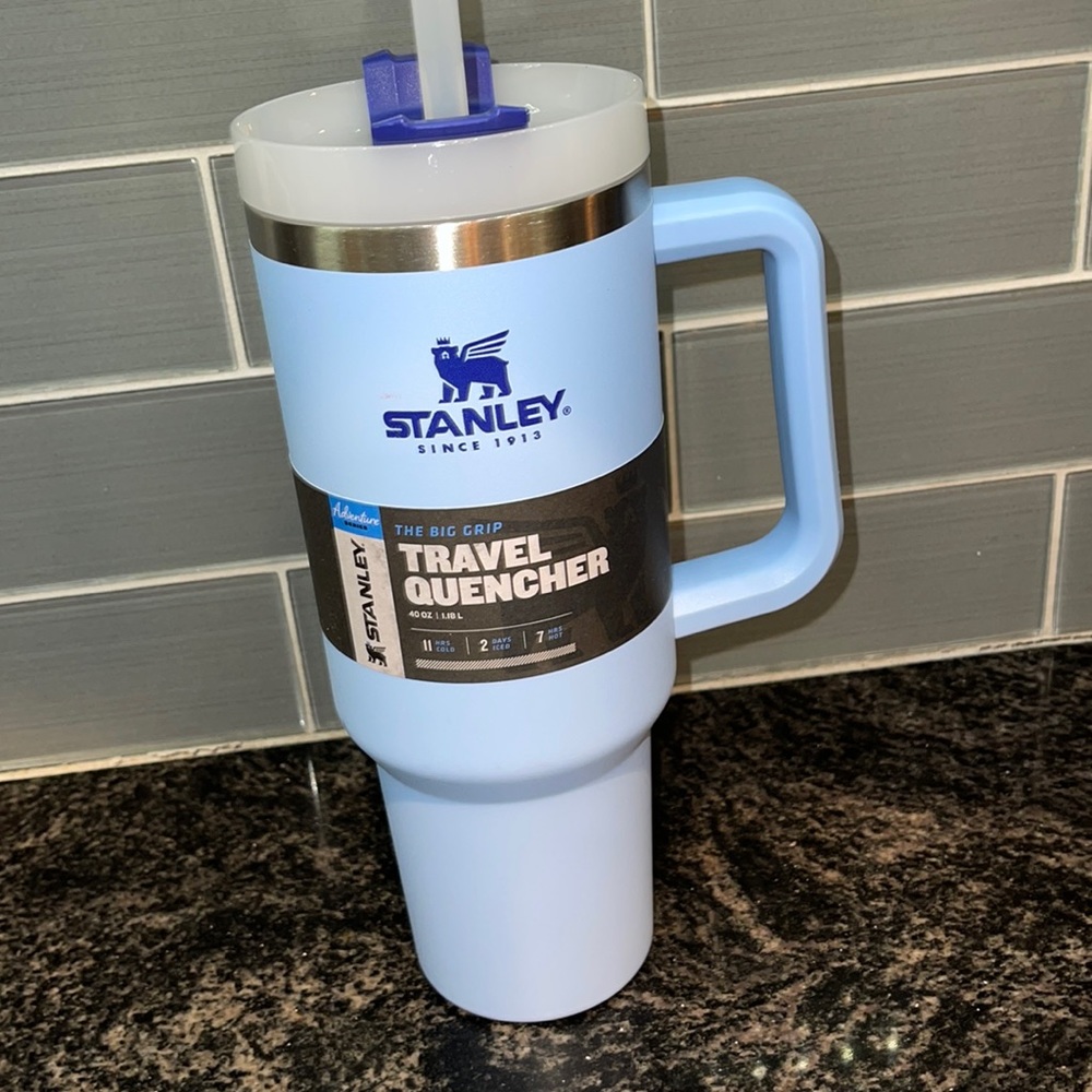 Stanley Adventure Quencher 40oz Cornflower BNWT
